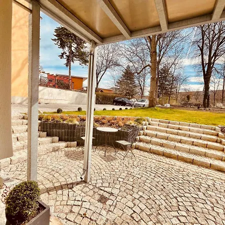 Ferienwohnungen Mey Haus Zum Rosenstock Erfurt Exterior photo